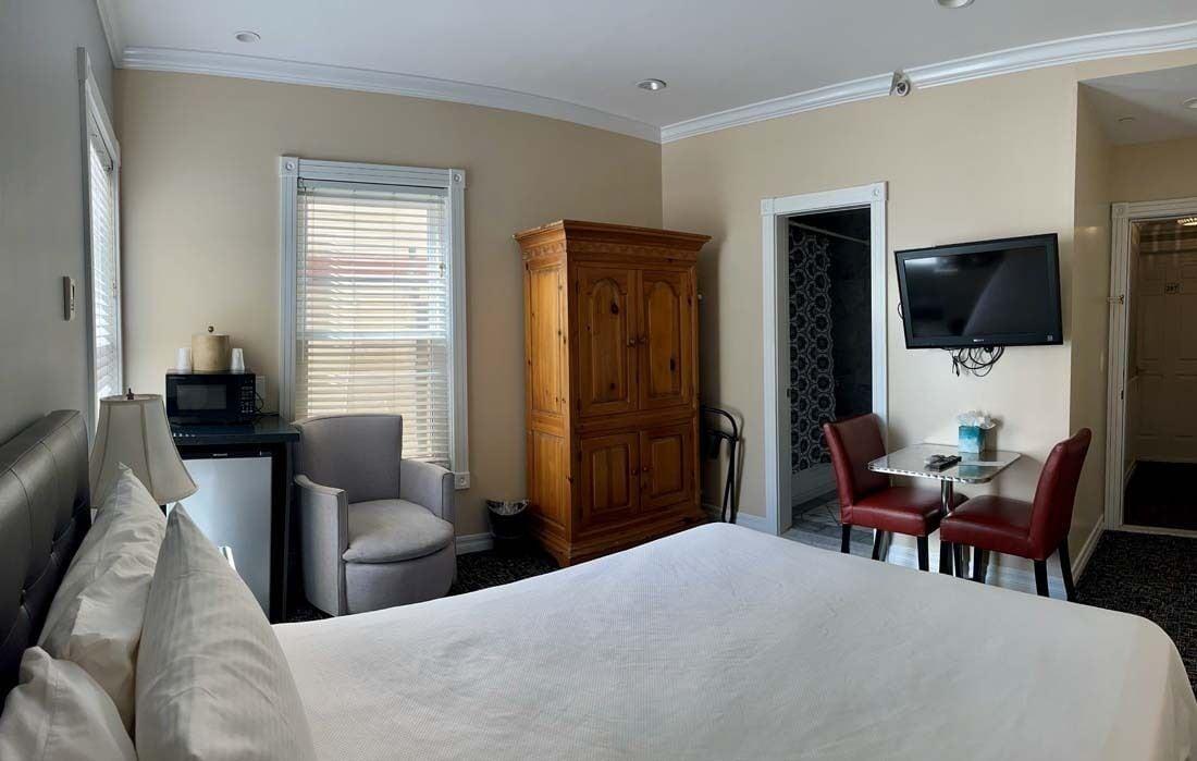 Glenmore Plaza Hotel Avalon Zewnętrze zdjęcie