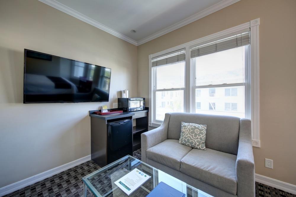 Glenmore Plaza Hotel Avalon Zewnętrze zdjęcie