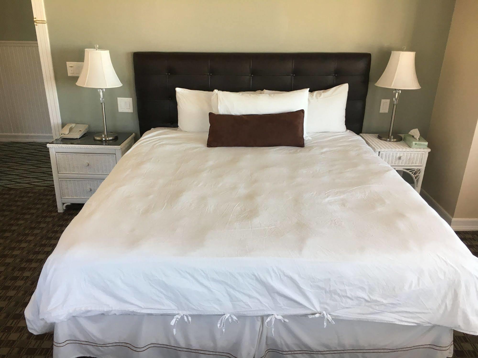 Glenmore Plaza Hotel Avalon Zewnętrze zdjęcie
